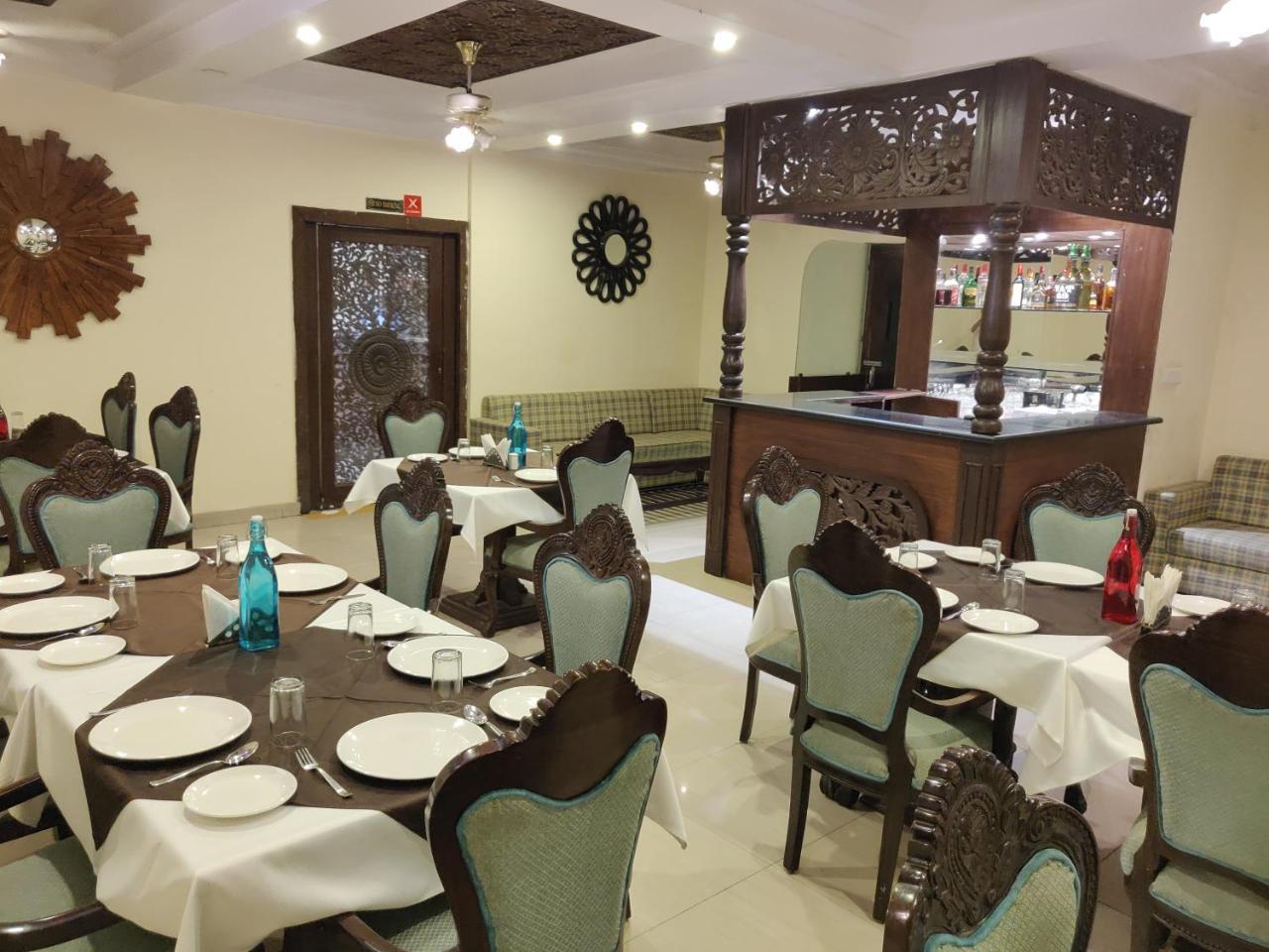 Hotel Residency Palace Джодпур Екстериор снимка