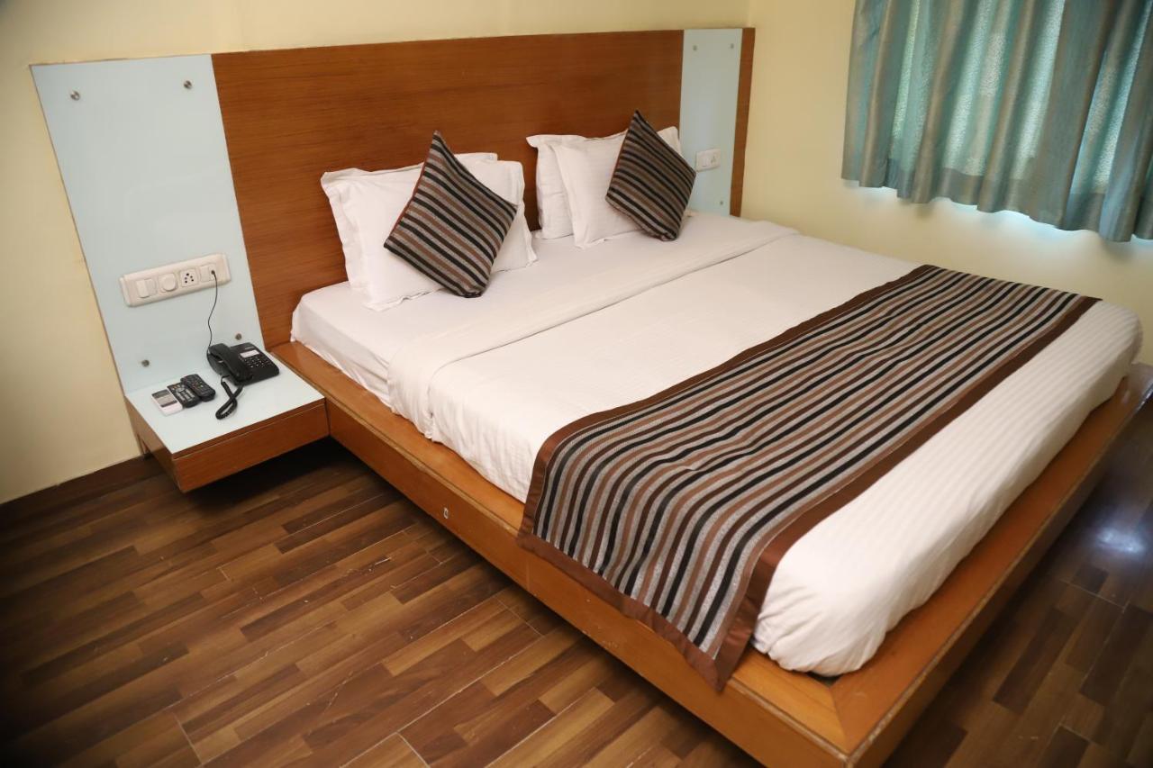 Hotel Residency Palace Джодпур Екстериор снимка