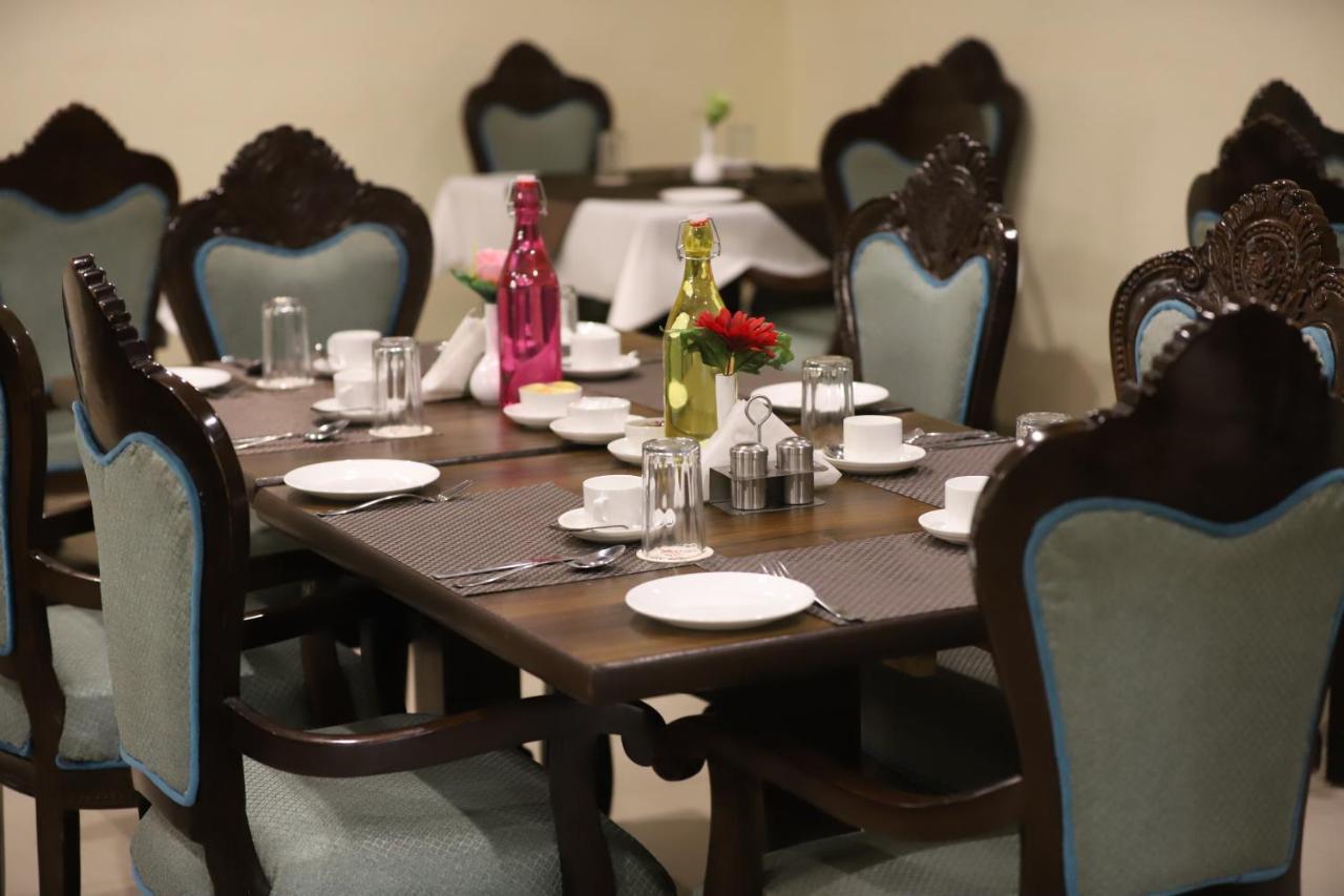 Hotel Residency Palace Джодпур Екстериор снимка